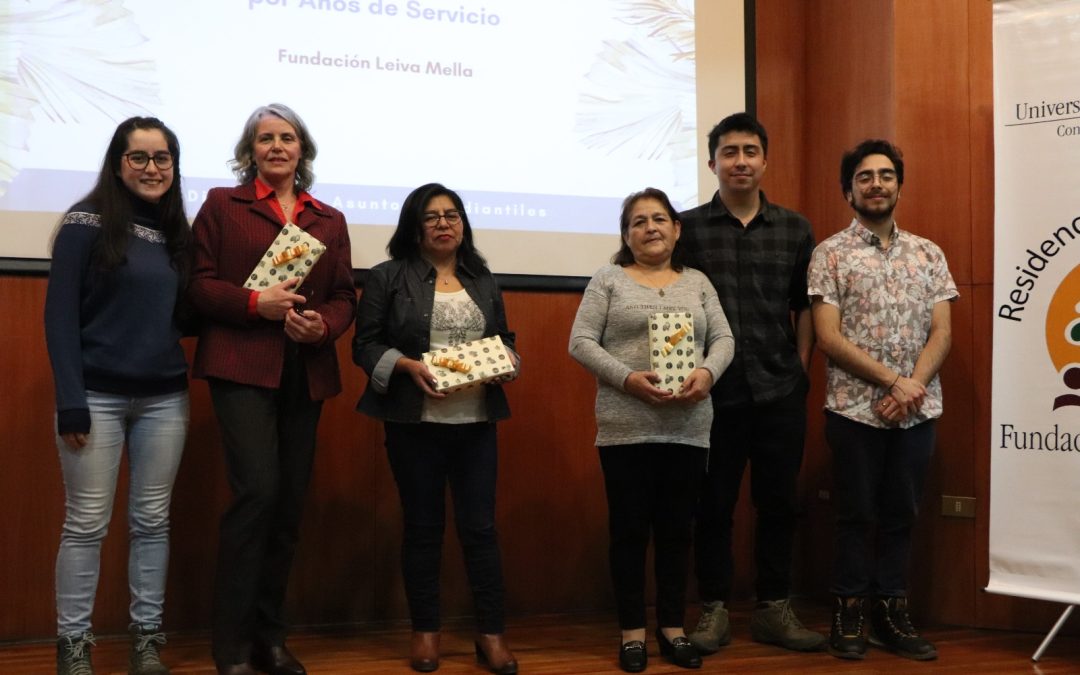 Fundación Leiva Mella reconoce a funcionarias por años de servicio