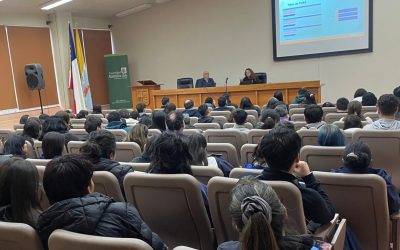 DAE UACh orientó a familias en la postulación a beneficios estudiantiles para la educación superior